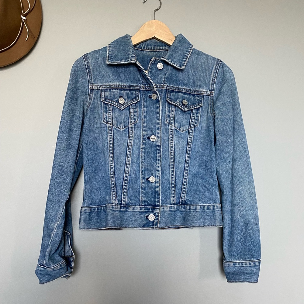Classic Gap Jean Jacket - XS - Picture 1 of 2